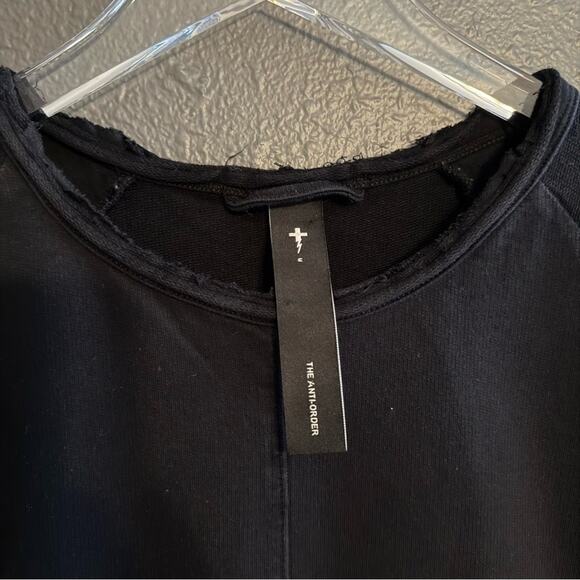 The Anti Order Black Scoop Hem T-Shirt Size M - Picture 3 of 5